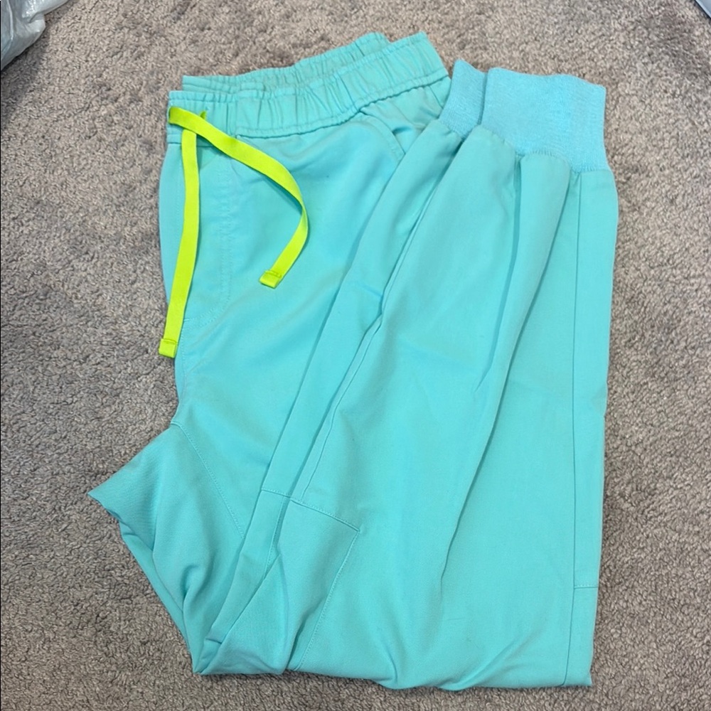 FIGS Torquoise Jogger scrub pants